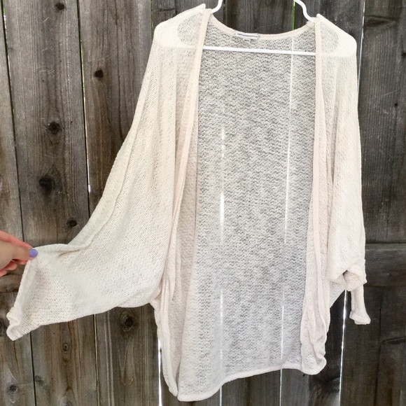 American Eagle Outfitters Sweaters - AEO LIGHT CARDIGAN